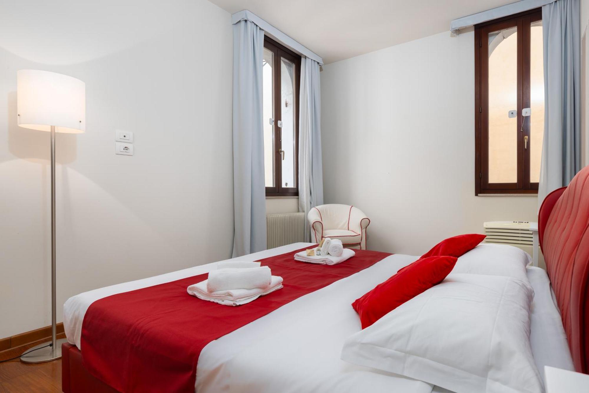 A 10 Passi Da San Marco Apartamento *